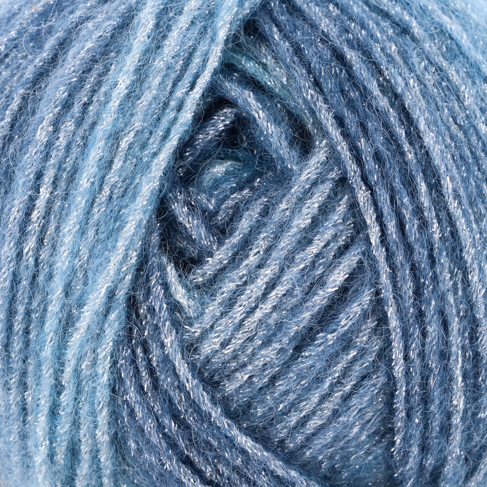 Universal Noelle Yarn - Merino Wool DK