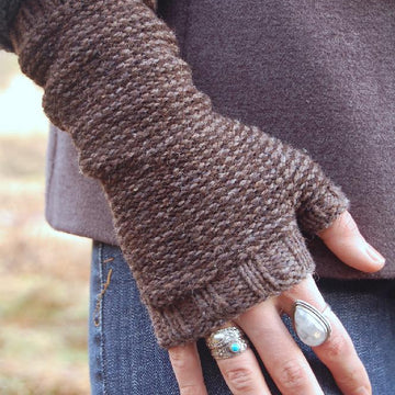 Earl grey mitts