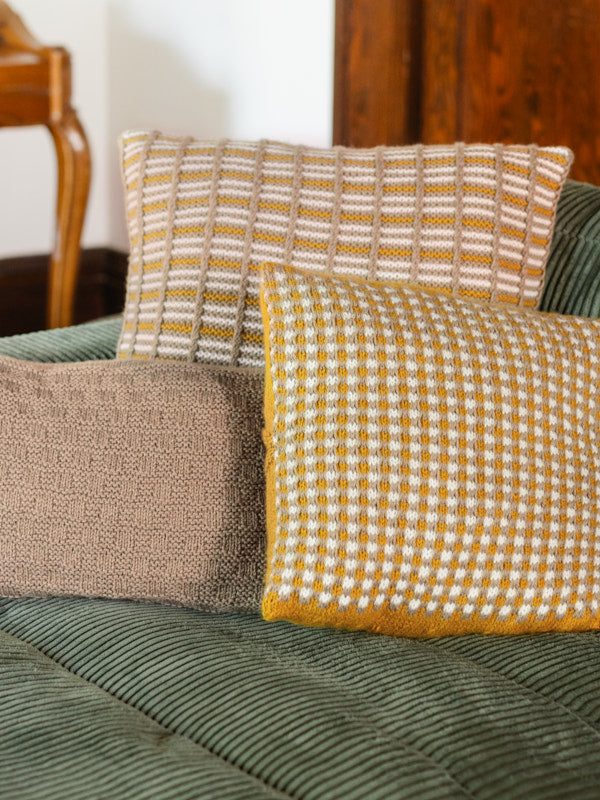 Newport Cushion in Berroco Modern Comfort Knitting Pattern