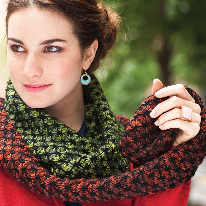 Malabrigo Hester Cowl Knitting Pattern