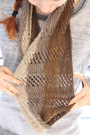 Reversible Listado Cowl