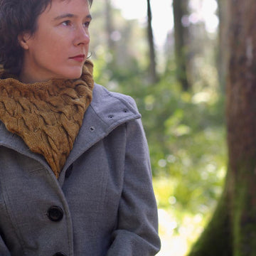 Abys Cowl