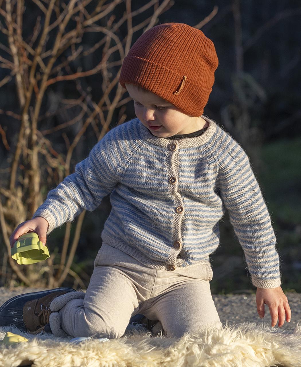 Lillevenn Sweater in Viking of Norway Alpaca Liten Storm PDF