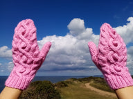 Deramores Winter Set Accessory Knitting Pattern
