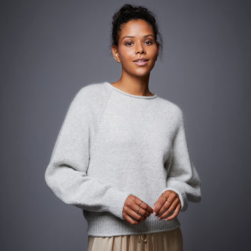 Lamana 11/17 Feena Pullover PDF