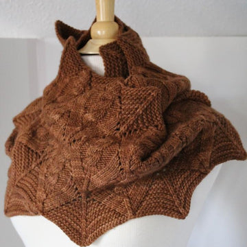 Courtly Cowl