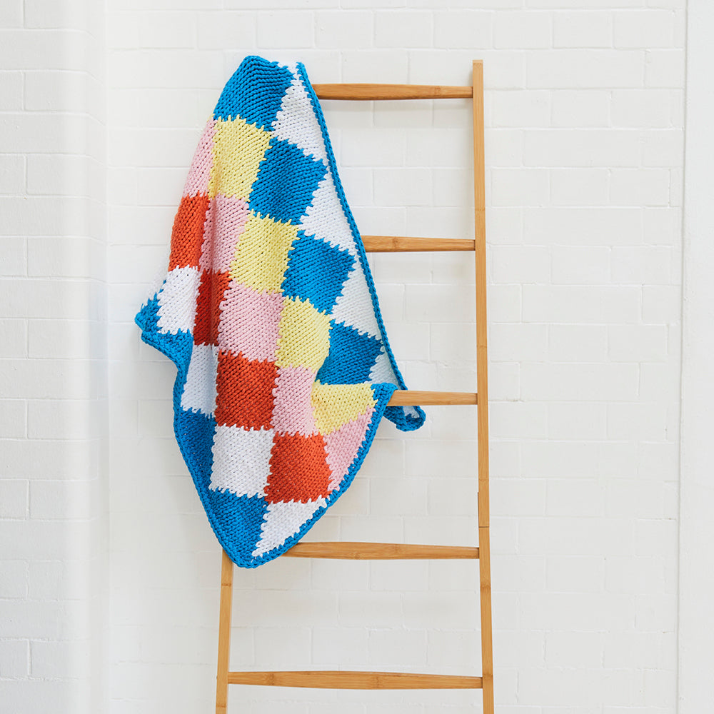 Paintbox Yarns Dazzling Diamond Bath Mat Knitting Pattern