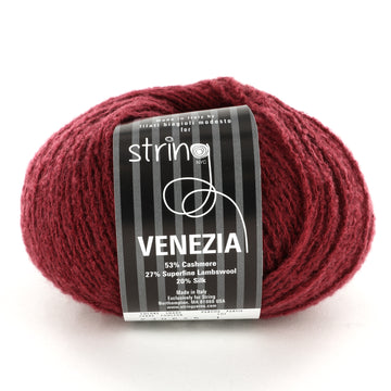 String Venezia Solids Yarn - Cashmere Worsted