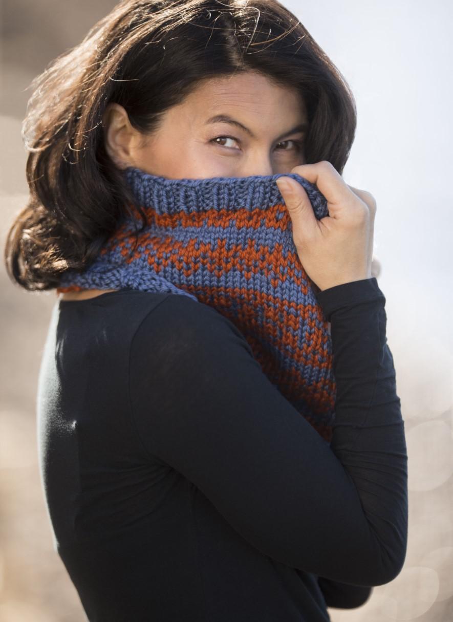 Cascade Yarns Easy Peasy Stranded Cowl Knitting Pattern