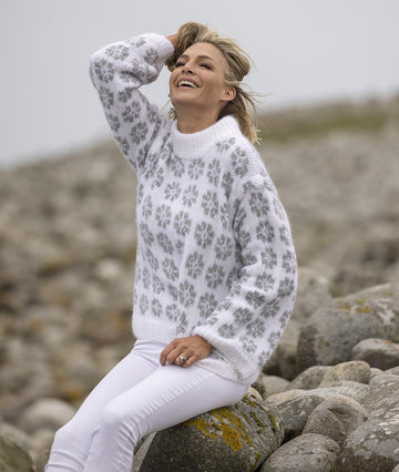 Blome Sweater in Viking of Norway Alpaca Bris PDF