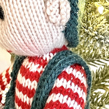 Ginger and Snap Elves