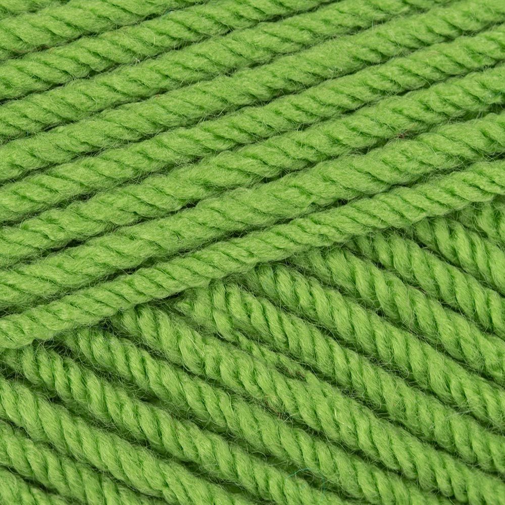 Deramores Studio Aran Yarn - Acrylic Aran