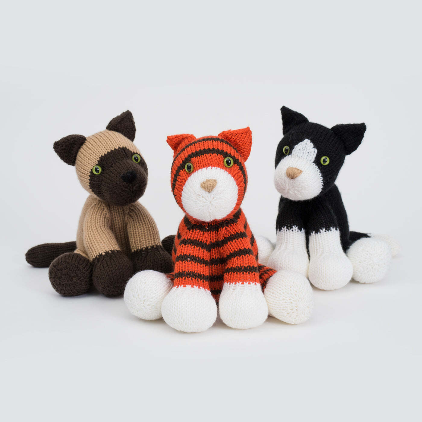 Deramores Dera-Cats Toy Knitting Pattern