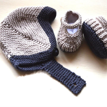 Baby Helmet with matching bootees - P082