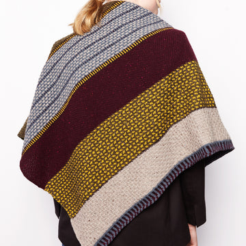 Lamana 11/02 Cavan Shawl PDF