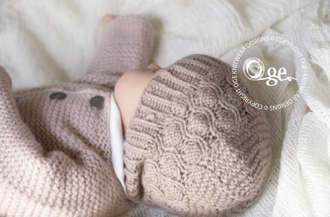 Frida Cardigan & Hat - P246