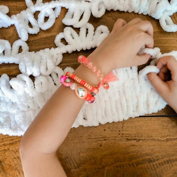 Learn to Finger Knit Cowl