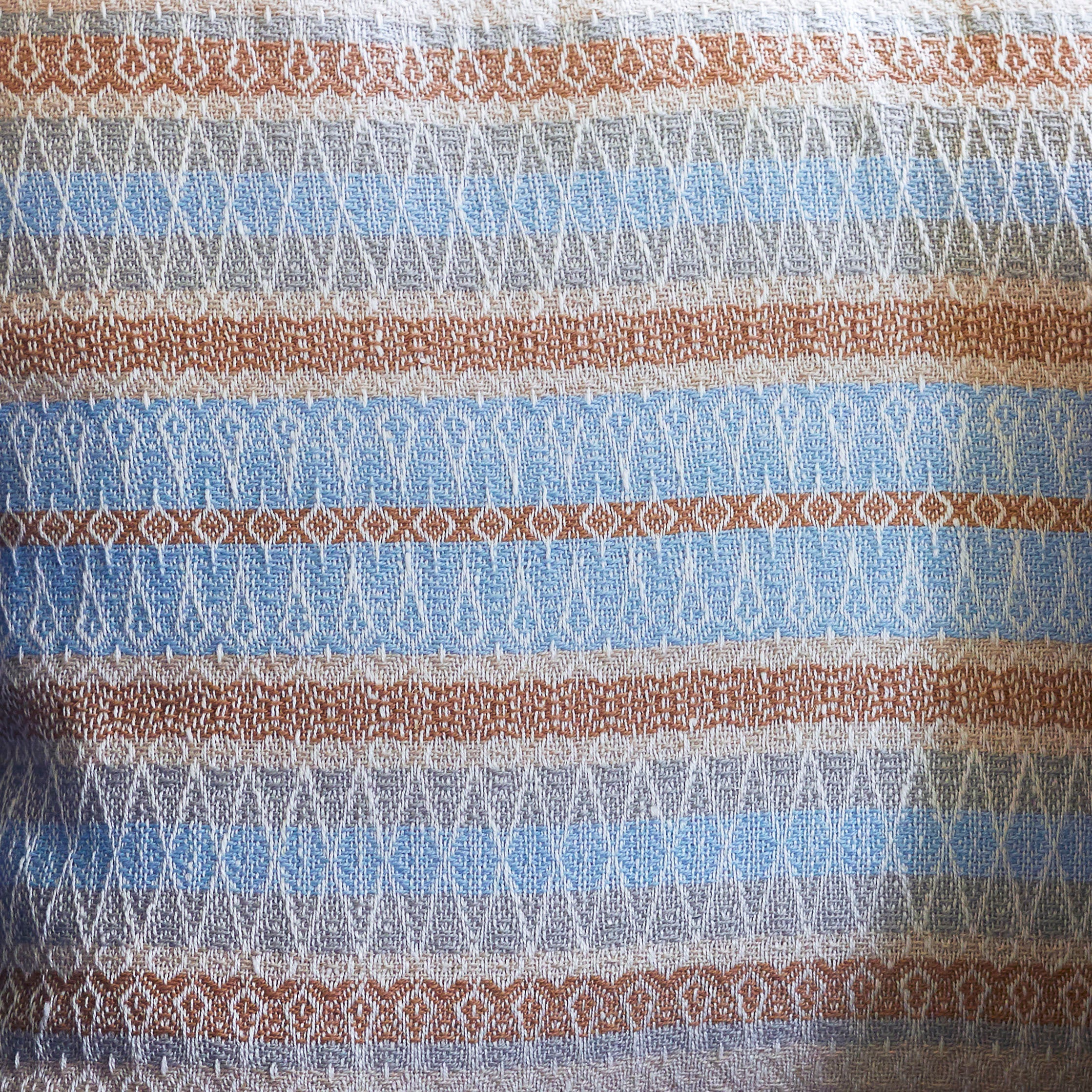 Valley Yarns #208 Sandy Shore Pillows