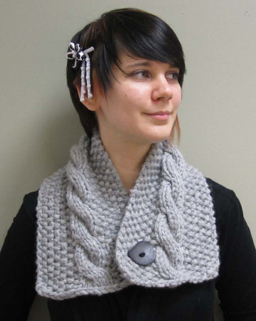Neckwarmer in Plymouth Yarn De Aire - F417 - PDF