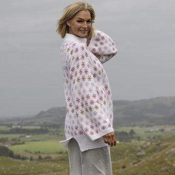Myrulla Sweater in Viking of Norway Alpaca Bris PDF
