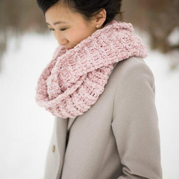 Crochet Velvet Ribbed Cowl