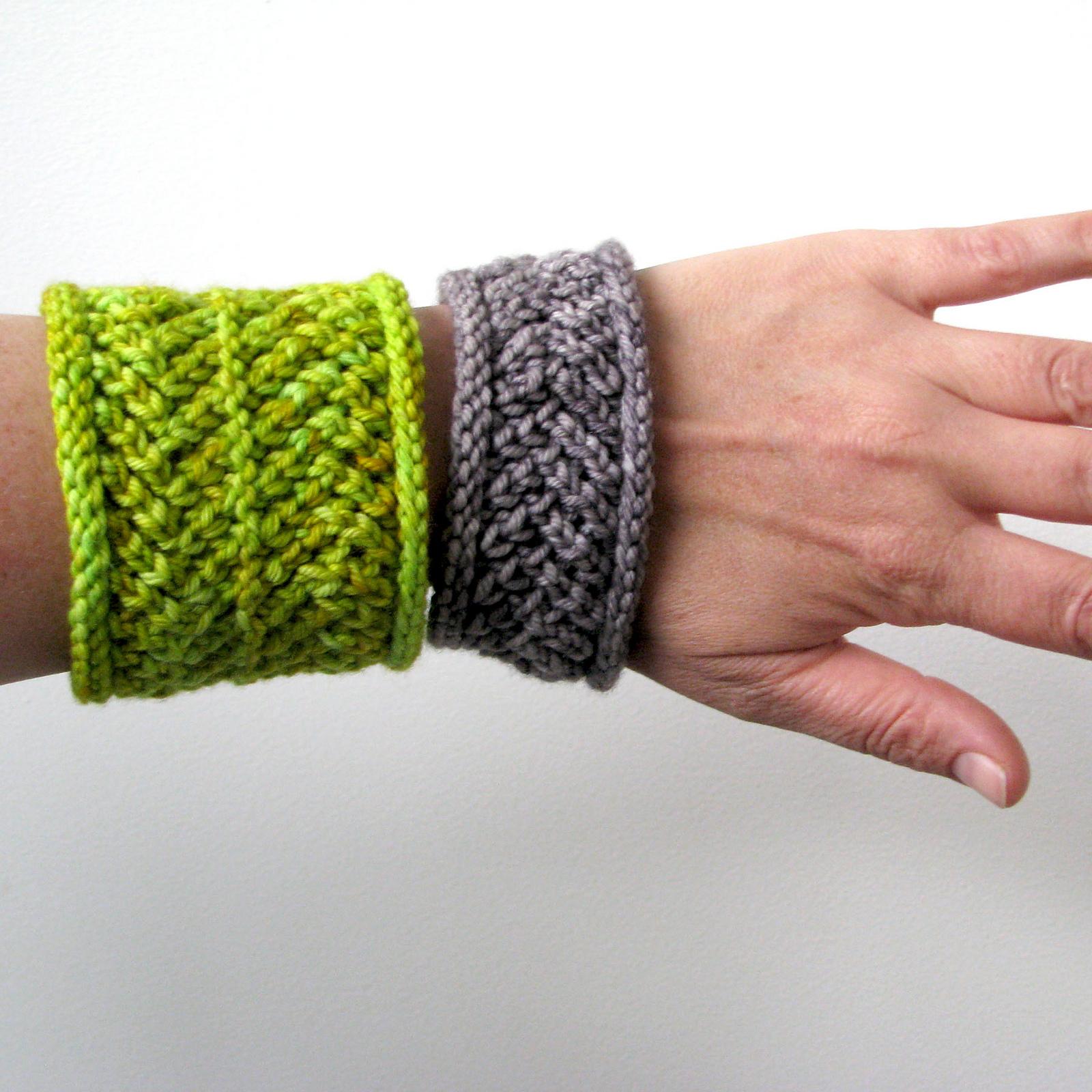 Zaggy Cowl