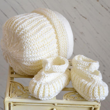 Little shoes and matching hat