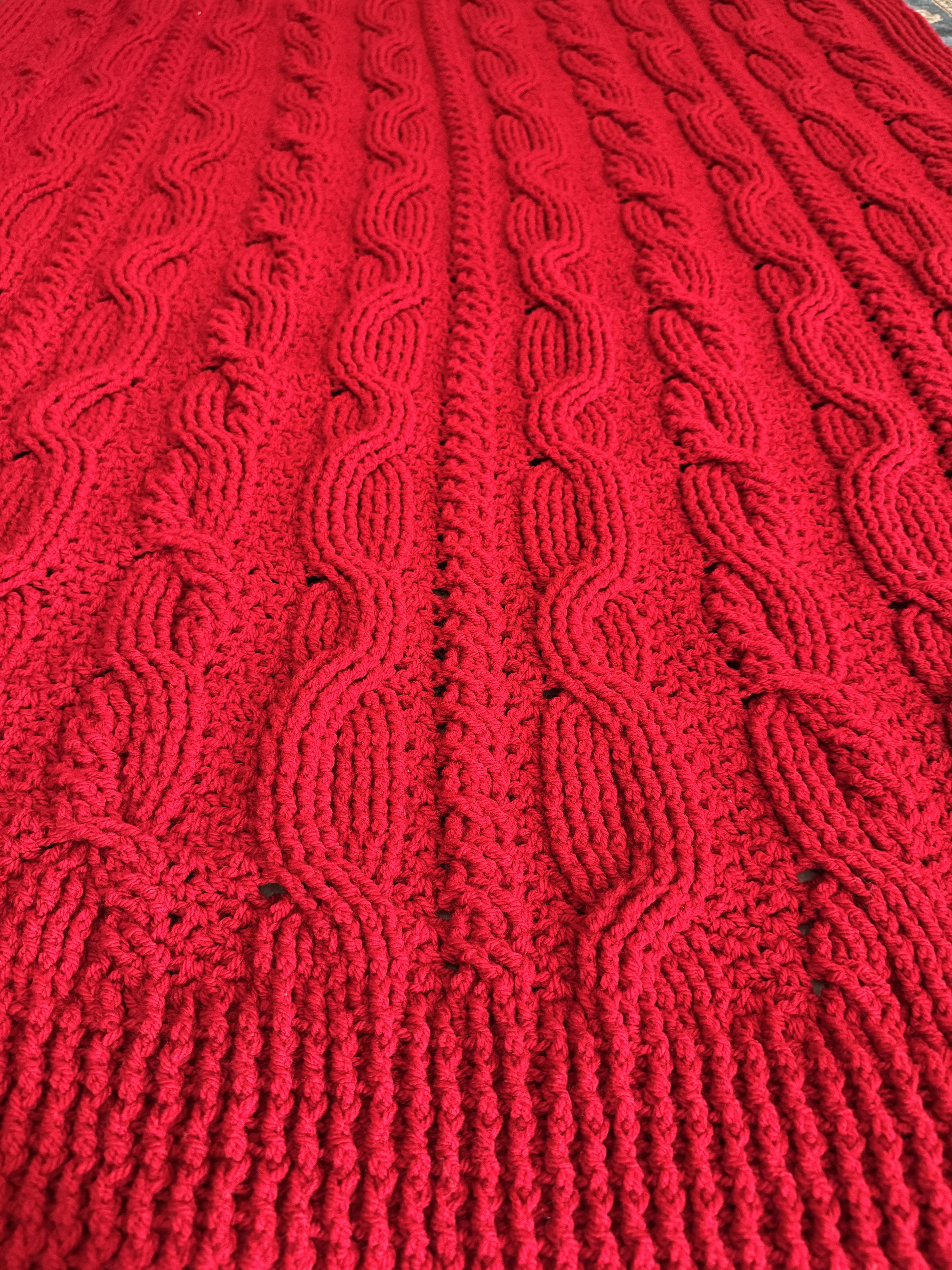 Bonnie's Christmas Cabled Throw