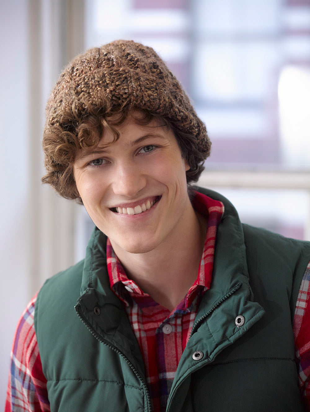 Weekend Ribbed Hat in Lion Brand Homespun - L32320 PDF