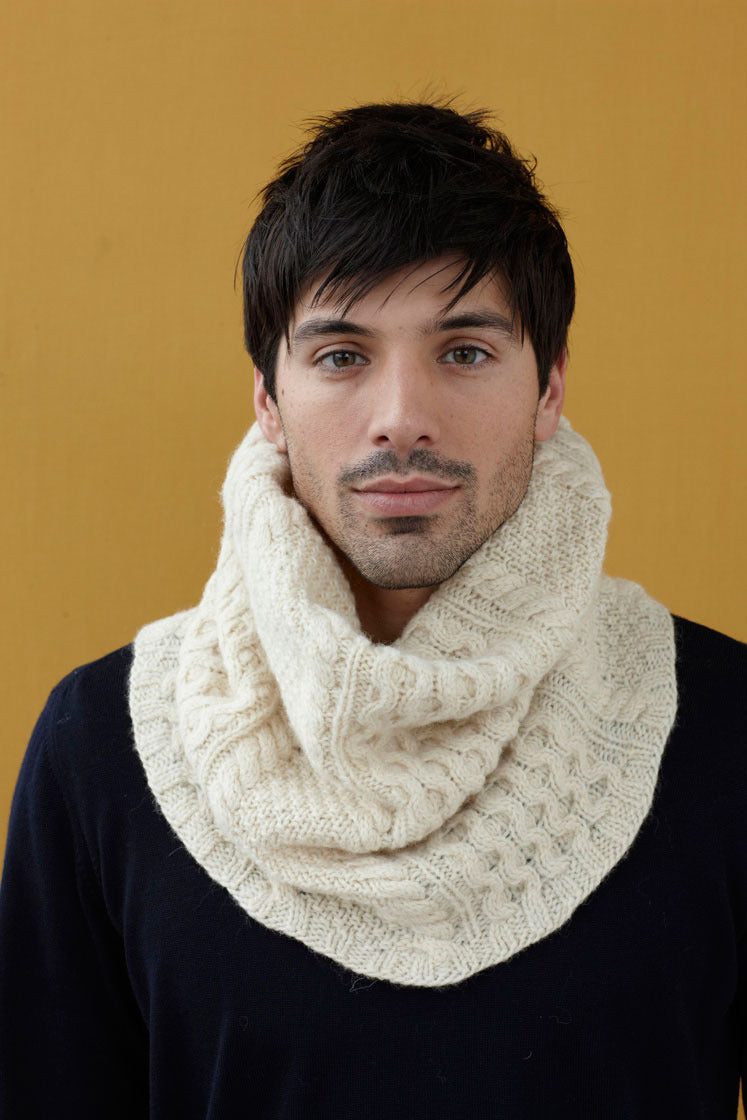 Cabled Cowl Knitting Pattern
