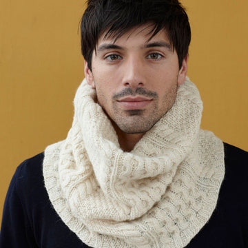 Cabled Cowl Knitting Pattern