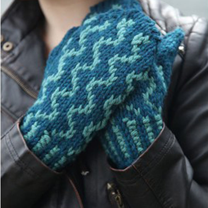 Valley Yarns Wavy Gravy Mittens Knitting Pattern