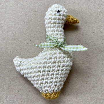 Shaker style goose