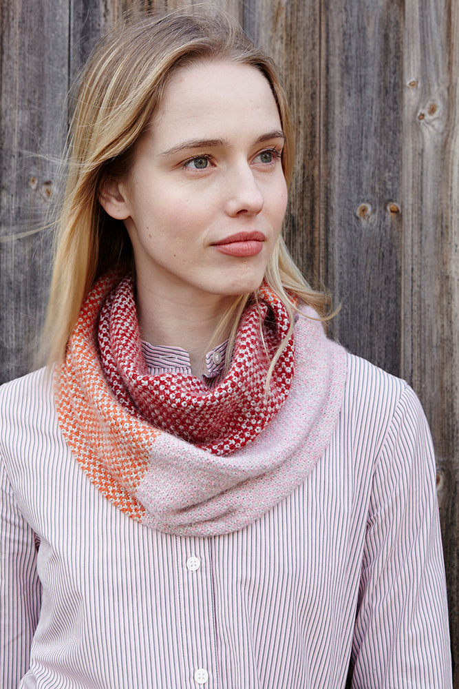 Debbie Bliss Chloe Cowl Knitting Pattern