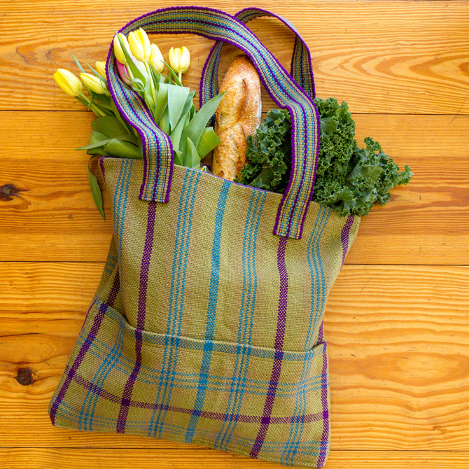 Valley Yarns #139 Tartan Tote