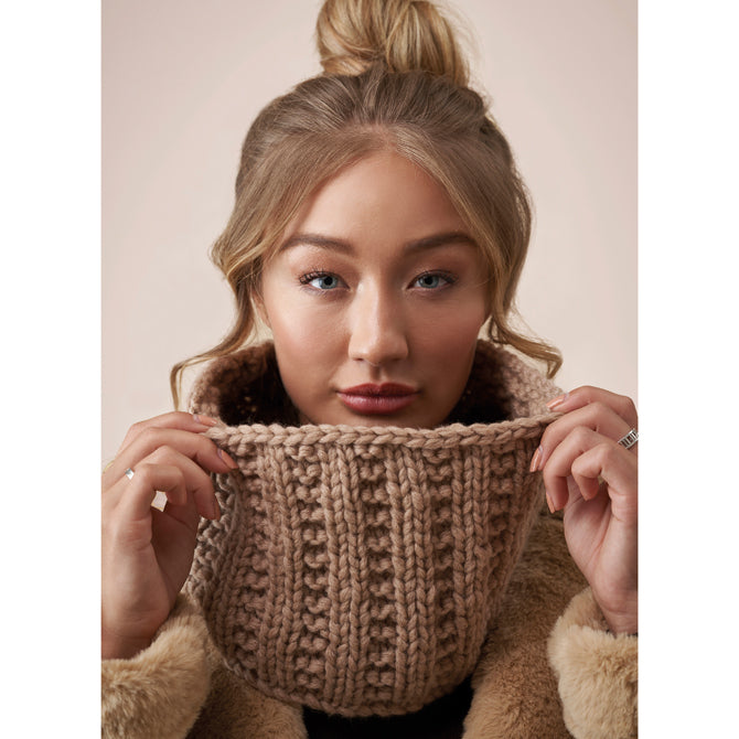 Rowan 04 Snood Cowl Knitting Pattern