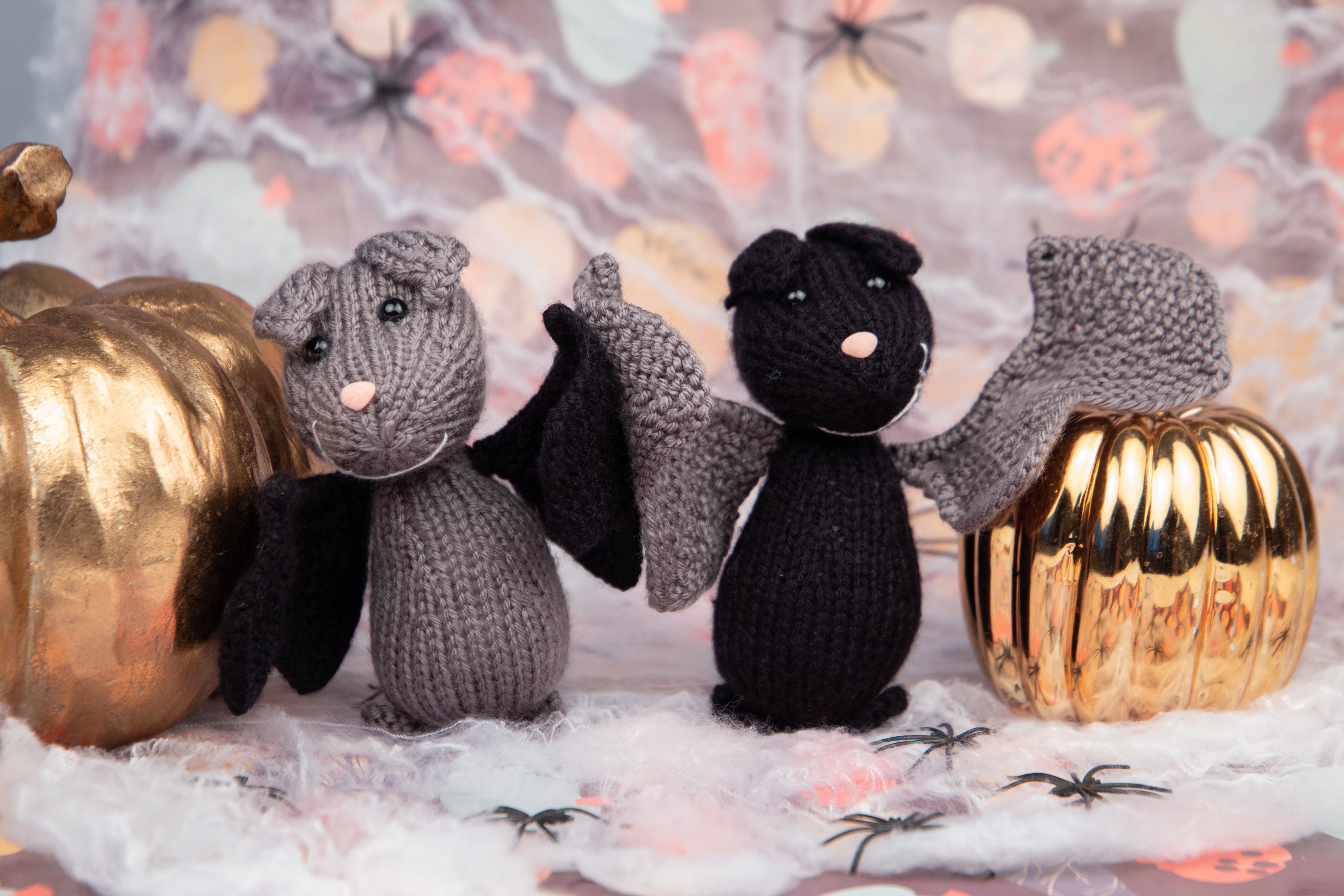 Deramores Bats and Pumpkins Toy Knitting Pattern