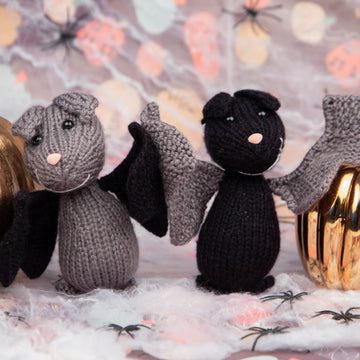 Deramores Bats and Pumpkins Toy Knitting Pattern