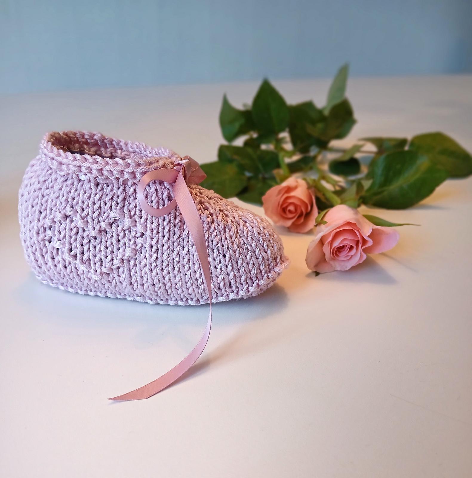 Tiny Heart Baby Shoes