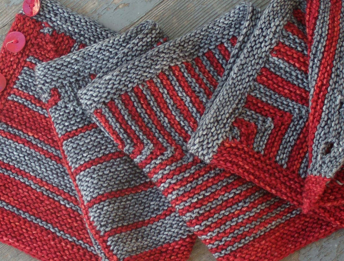 Montague Street Cowl