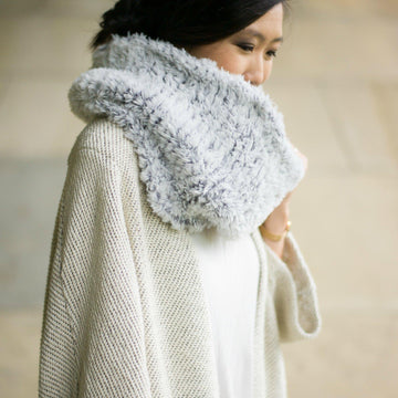 Luxe Faux Furl Cowl (Knit)