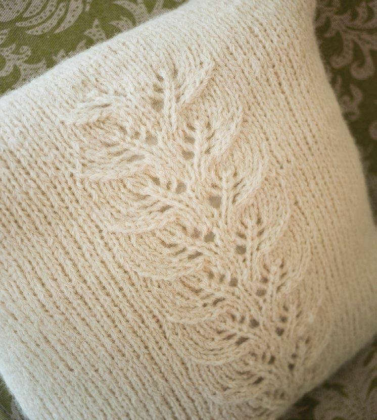 Berroco Pavo Cushion Knitting Pattern