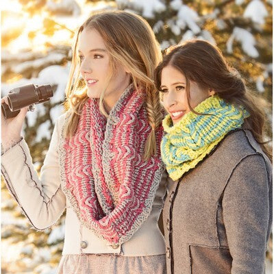 9220 Wing Tip Cowl Knitting Pattern