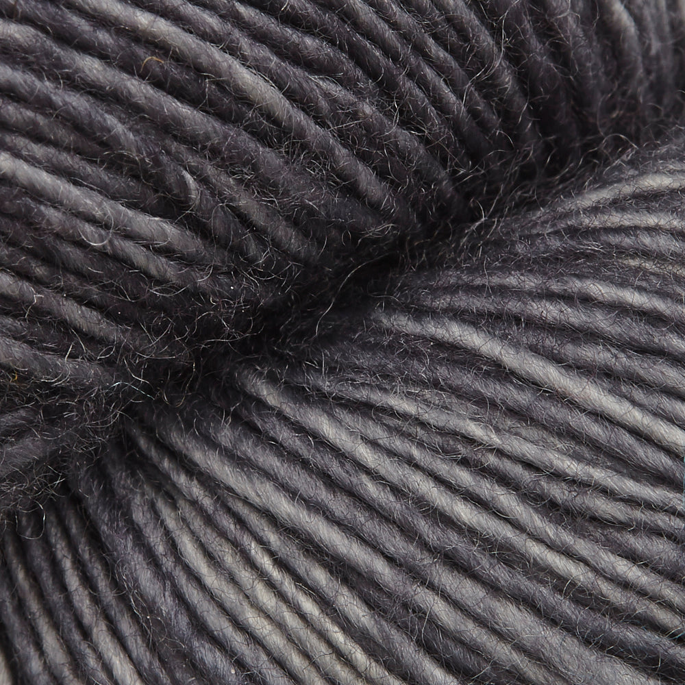 Madelinetosh Tosh Merino Light Yarn - Superwash Wool 4 Ply