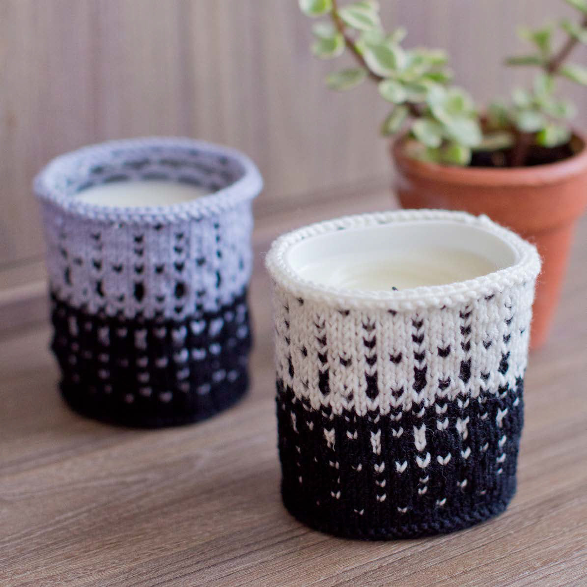 MillaMia Flen Candle Holder Knitting Pattern