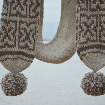 Hollis Scarf