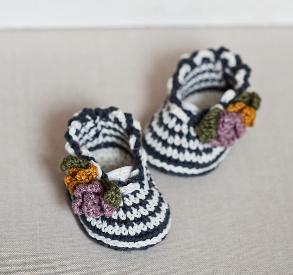 Striped Flower Bouquet Shoes